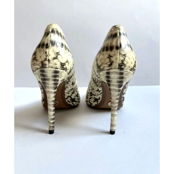 Michael Kors "Dorothy" Snake Embossed Goat Leather Pointed Toe Pumps 3" Heel - Picture 2 of 9